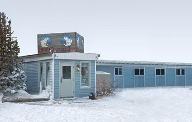 Bear Country Inn Чърчил Екстериор снимка